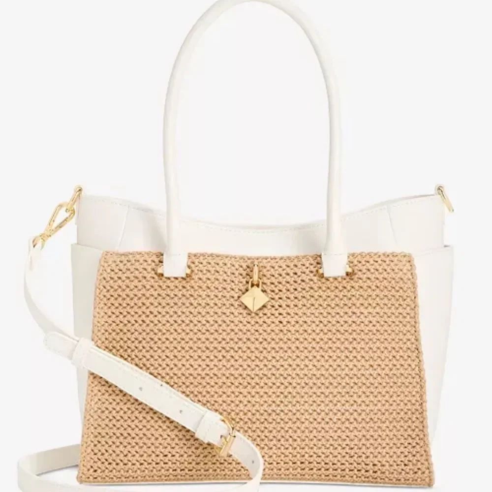 I.N.C. International Concepts
Caitii Medium Straw Satchel